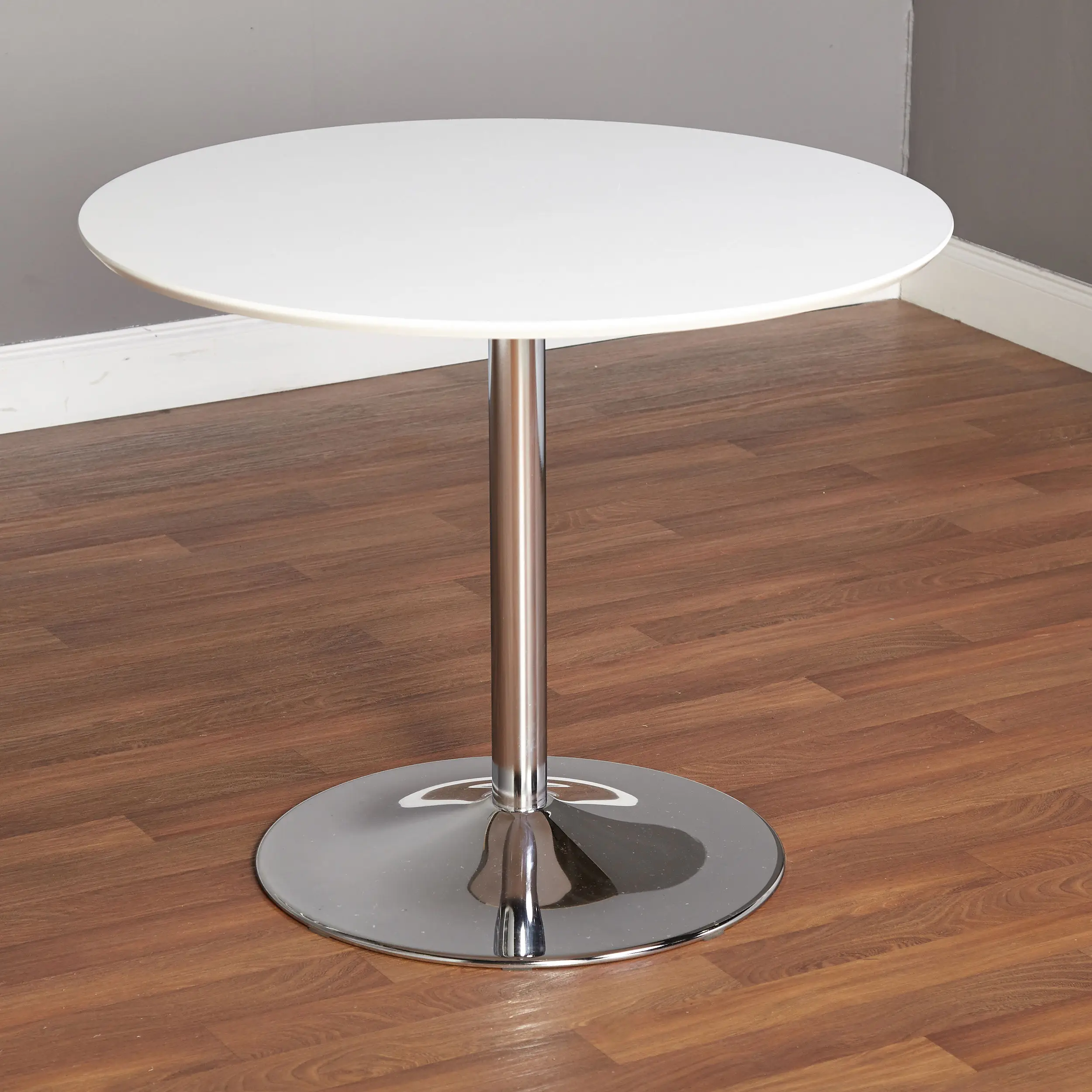 Stylish Small Round Meeting Table