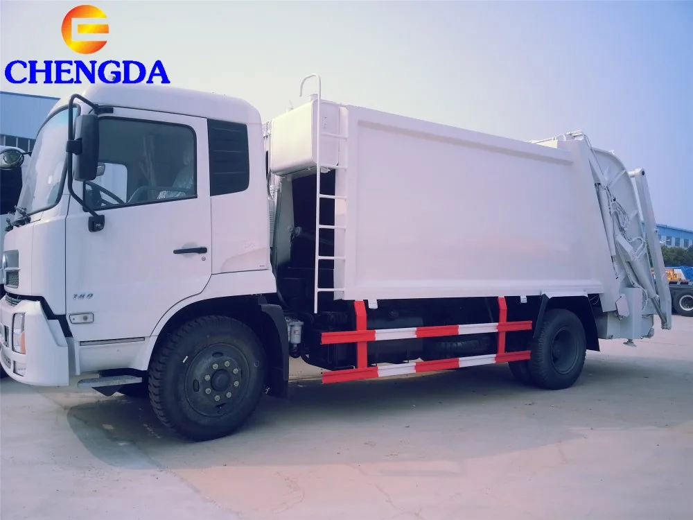 Made in China 4x2 Light Garbage Compactor Truck