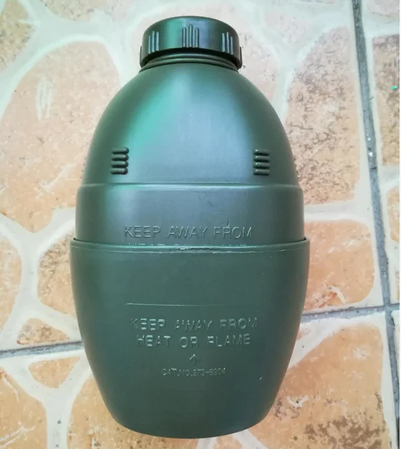1958 British Army Style 1 Litre Water Bottle & Canteen Cup | Camping, Hiking, Outdoor Survival Gear | Metal Cup With Handle