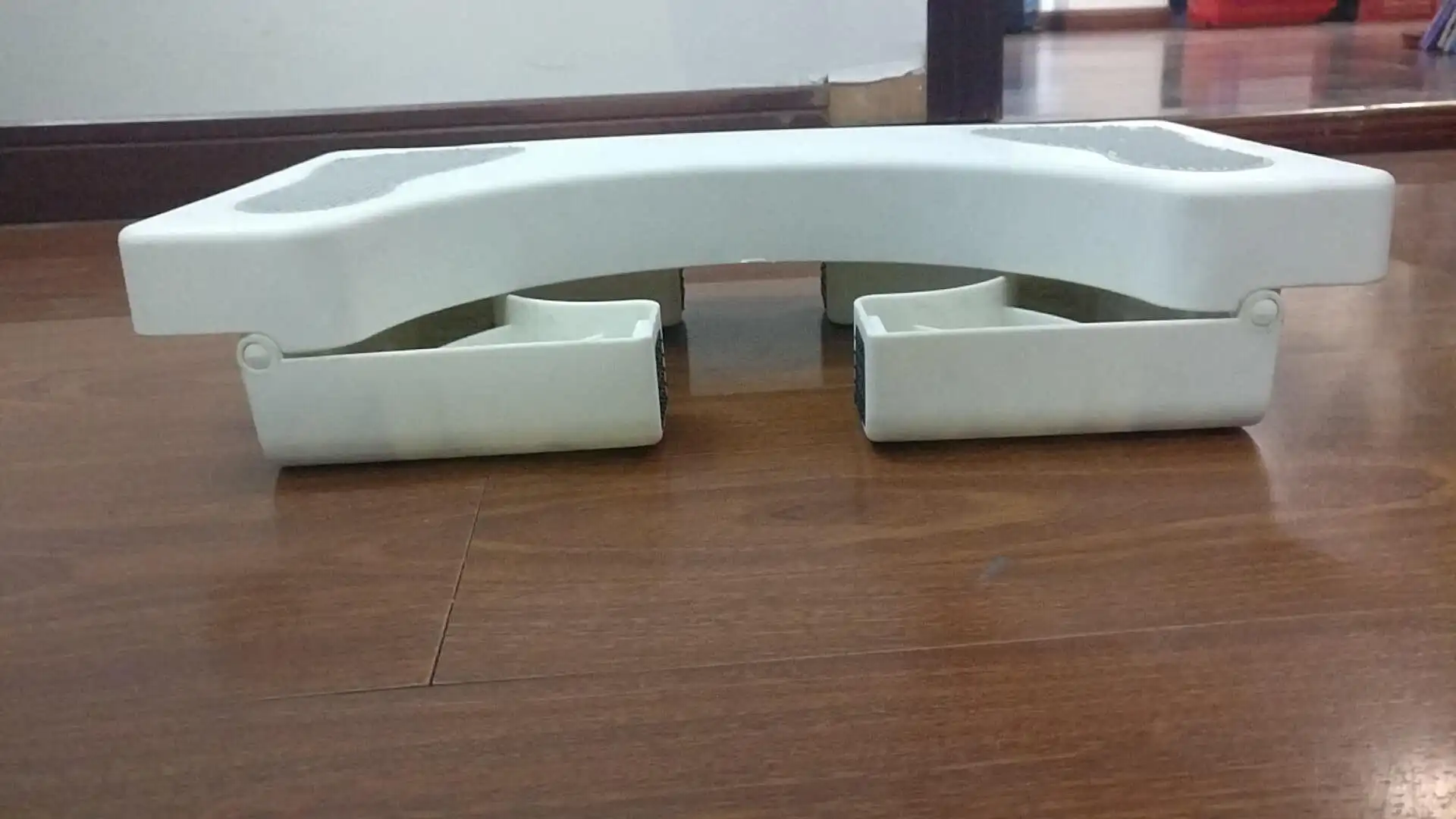 
Пластиковый шаг для ног 