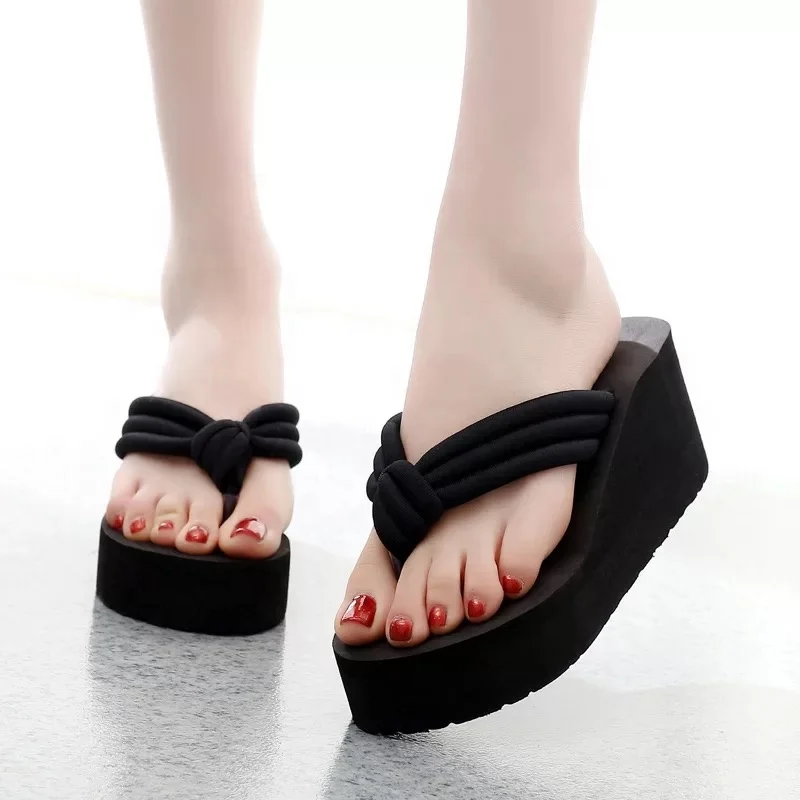 foam heel slippers