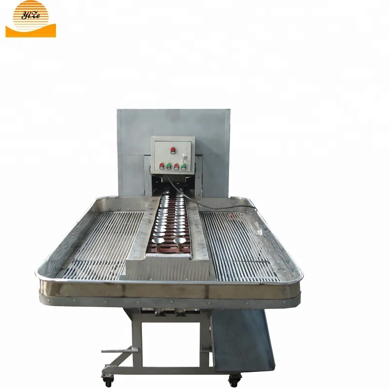 干鲜大蒜切根机出售 | 大蒜根凹切机高品质,质量好300-600千克/h 2.