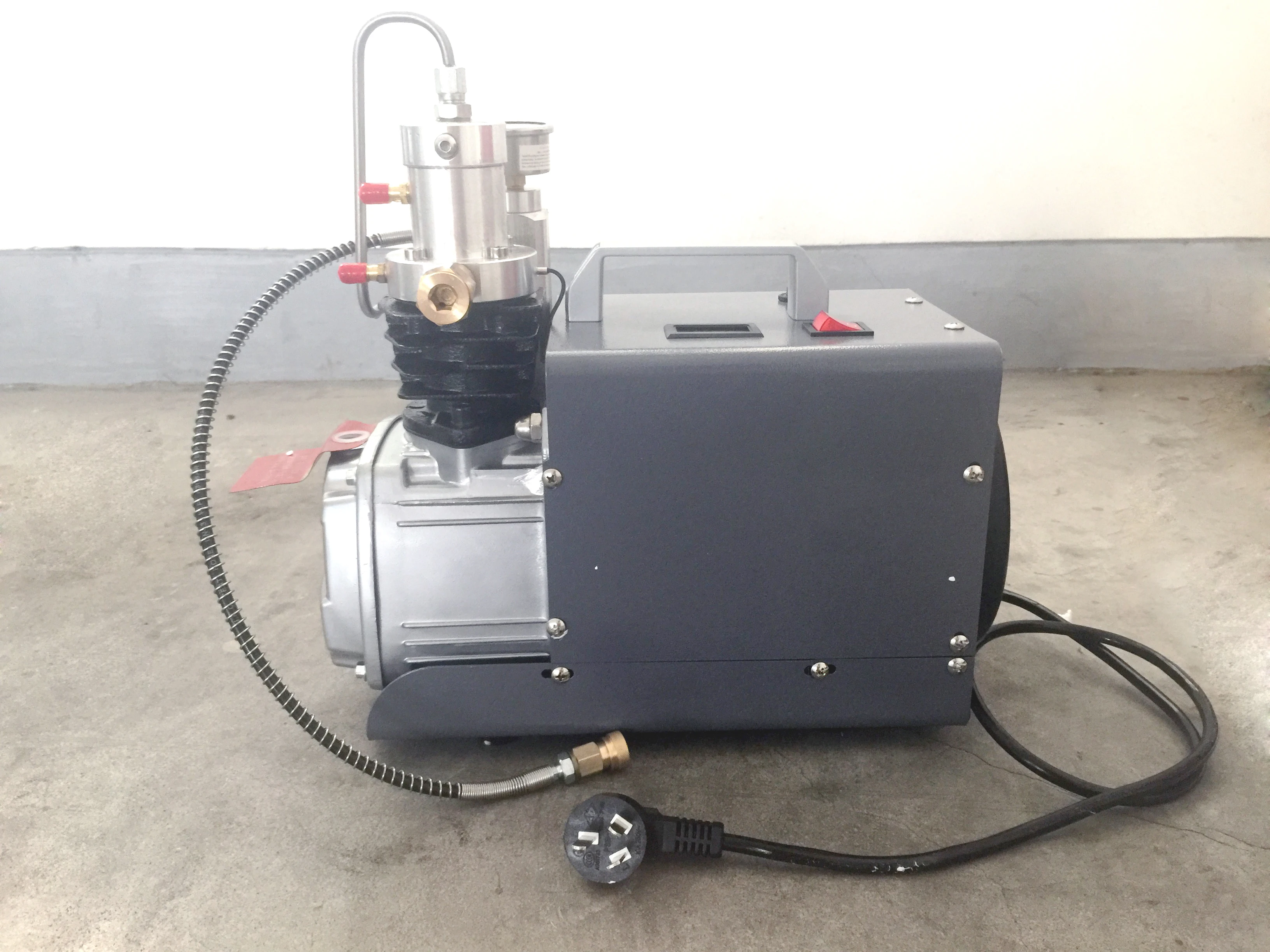 Customizable Mini Electric 300bar High-Pressure PCP Inflator Compressor Pump Water Cooling Multistage Structure for Gardening