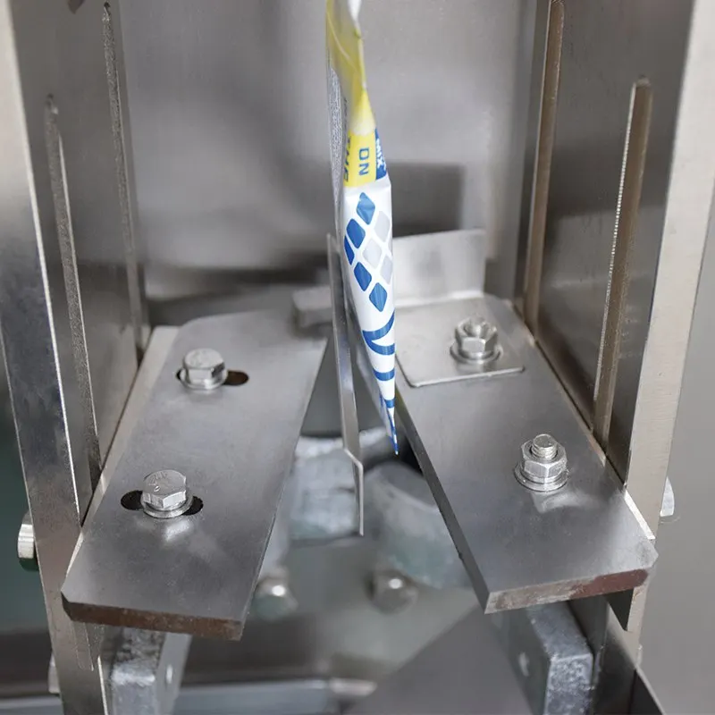 Automatic Gutkha Packing Machine in China