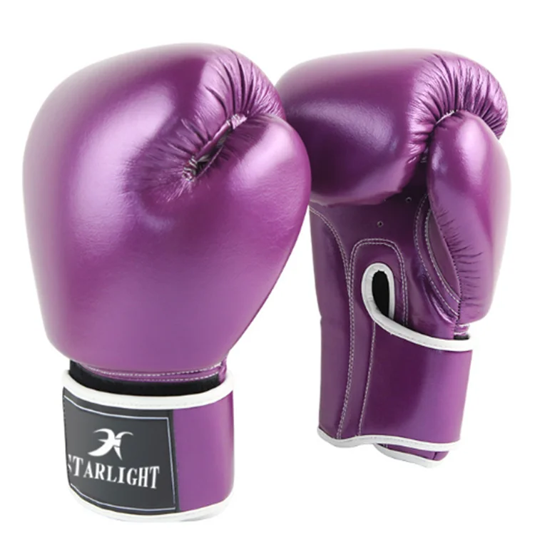 luva de boxe roxa