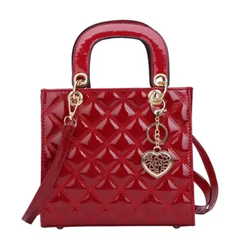 Stitches Diamond Lattice Patent Leather Ladies Shoulder Crossbody Bags Women Purses Handbags Mini Tote Bag with Heart