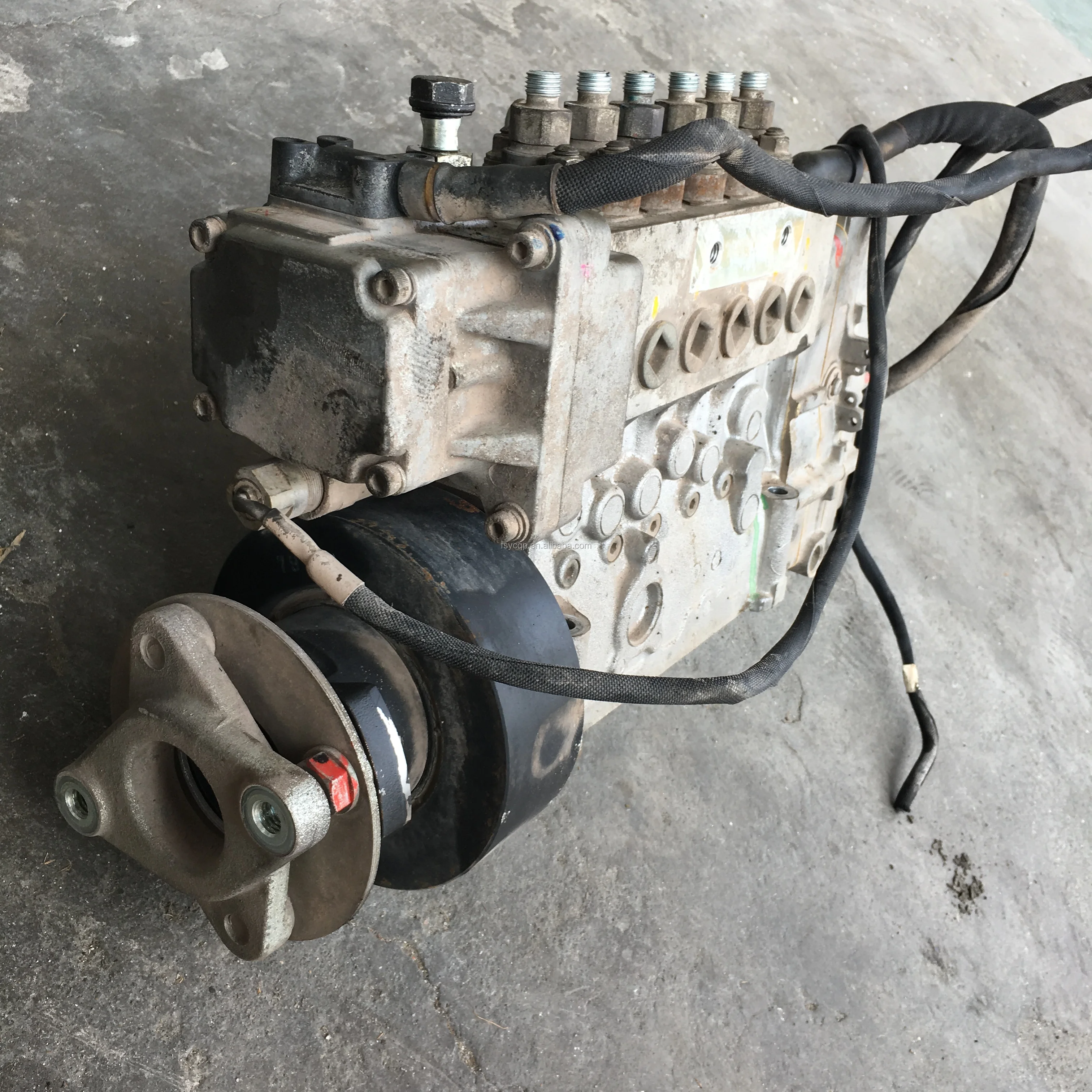 三菱ふそう 6D24T ME357251 ディーゼル燃料噴射ポンプ 新品 108622