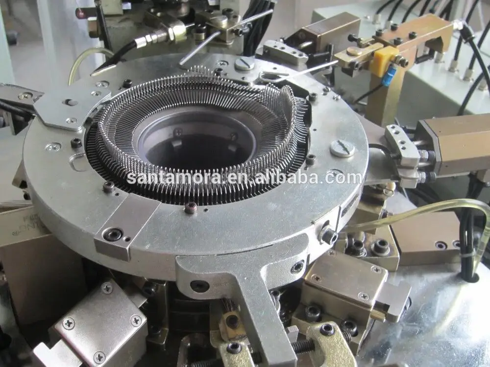 Двойной питатель Компьютеризированный жаккард Спорт носовая вязальная машина