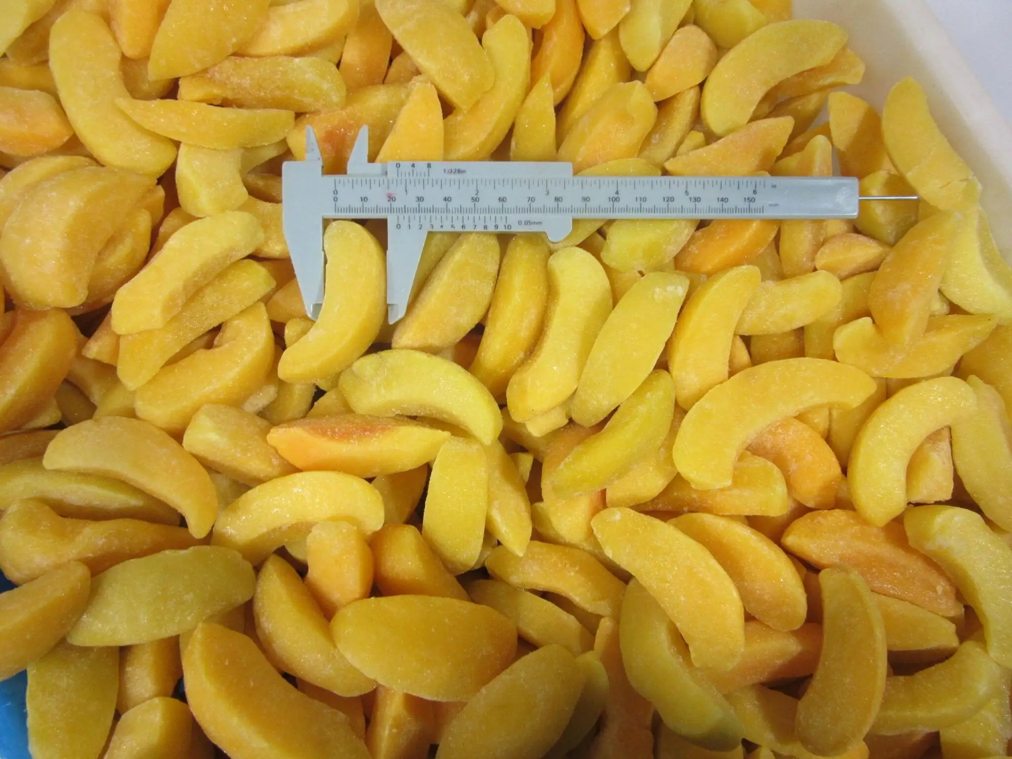 Sinocharm BRC сертифицированный IQF фруктовый замороженный желтый персиковый ломтик