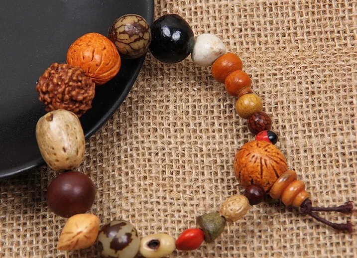 Bodhi Seed Wrist Mala - Tibetan Buddhist Prayer Beads