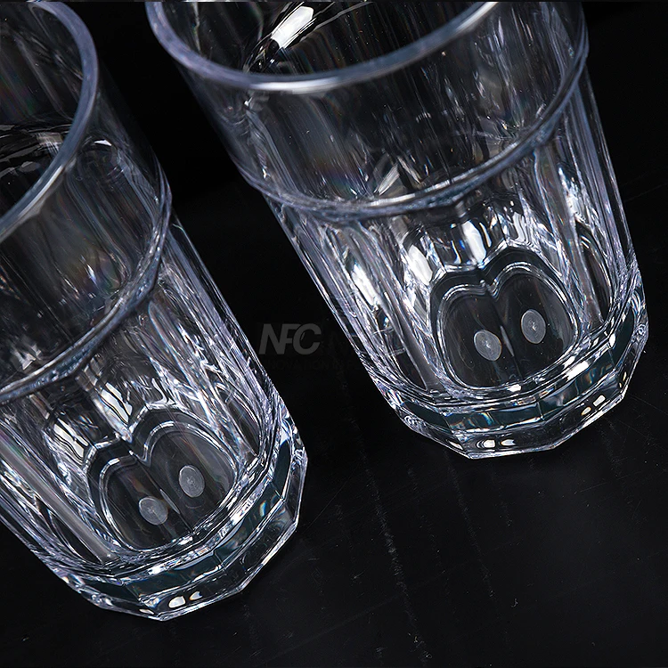 
 Оптовая продажа цветного питьевого стекла из пластика под заказ  