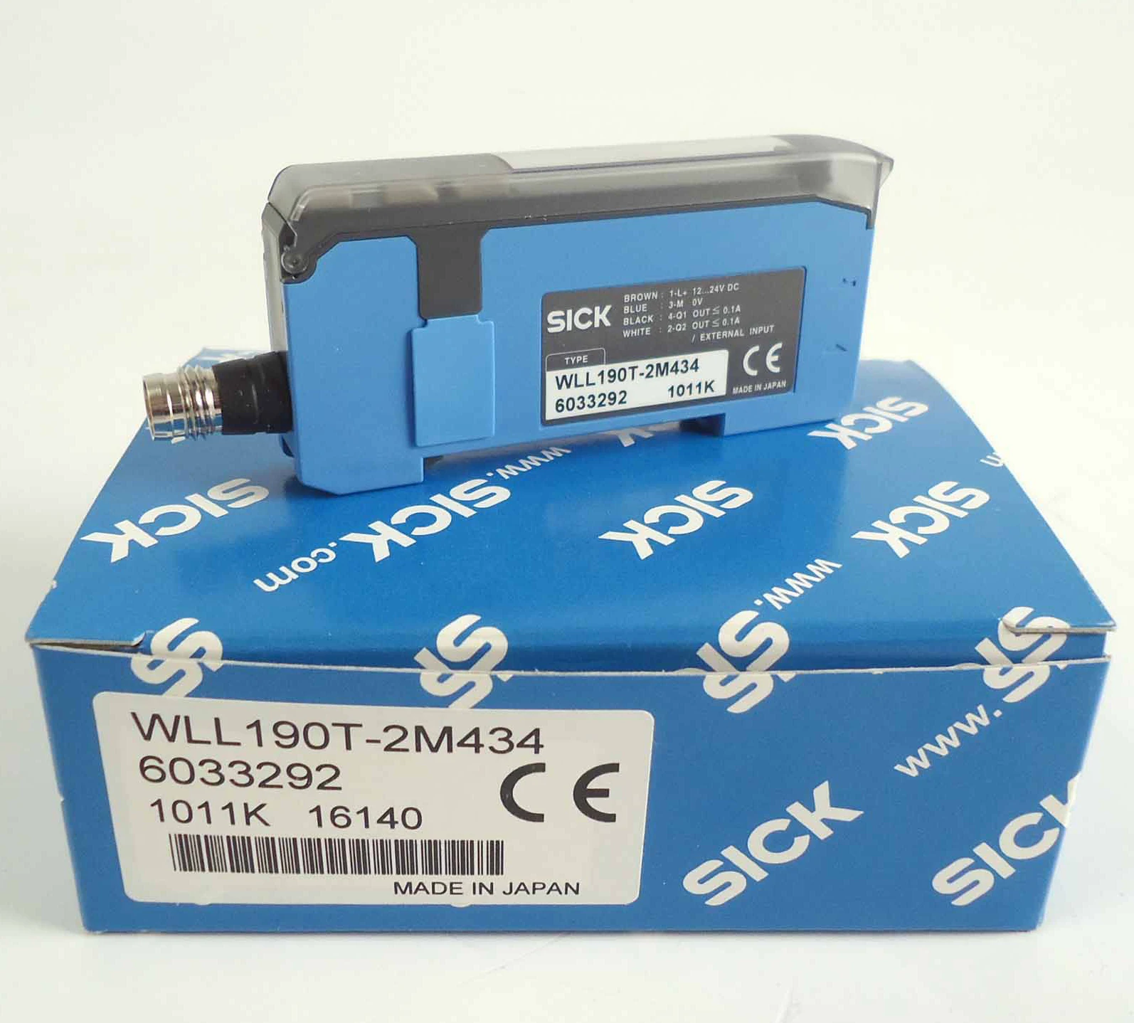 Sulli hot. Датчик индуктивный tr-10dp pnp. Кнопка сенсорная 12v. 18 hot sensor. Эми фукада сливы.