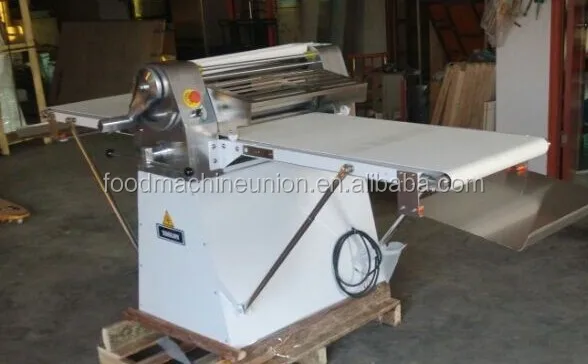 Высокое качество и хорошая цена круассан небольшой тестораскаточная машина для Кантонская ярмарка Хлебопекарная машина для изготовления