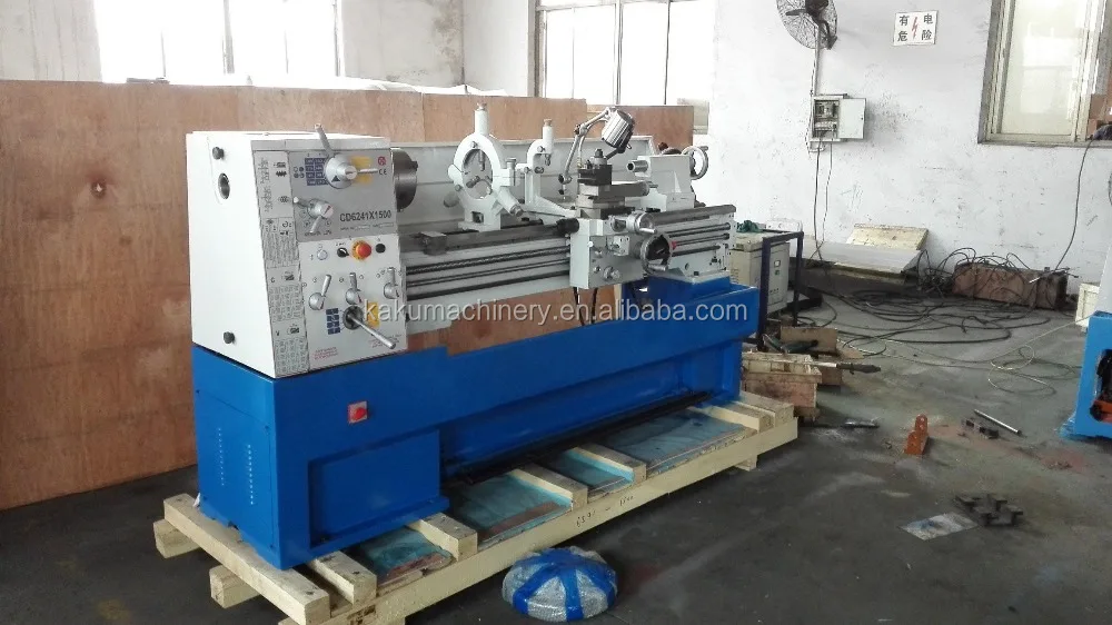 Engine Bench Lathe Machine Economical Type CD6241