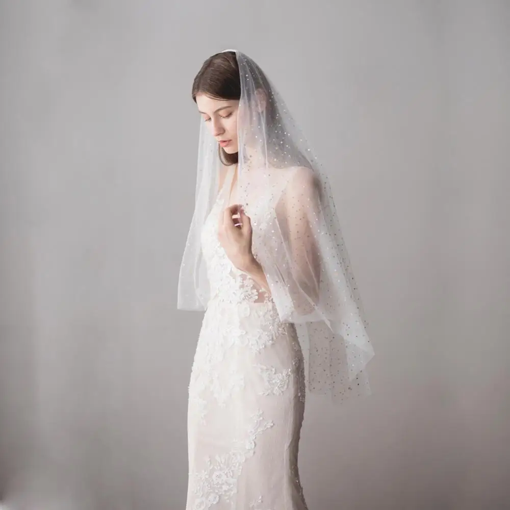 复古闪亮明星 2 层婚礼面纱短肘长度新娘面纱与梳子切割新娘面纱