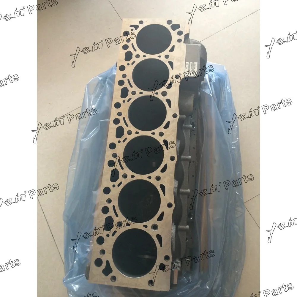 PC200-8 6D107 Engine Cylinder Block 2