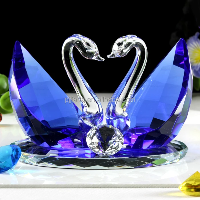 Crystal-Glass-Decorative-Swan-