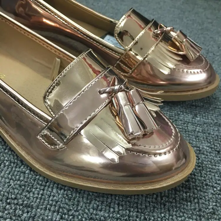 Новое поступление; Женская обувь; Тонкие туфли на плоской подошве