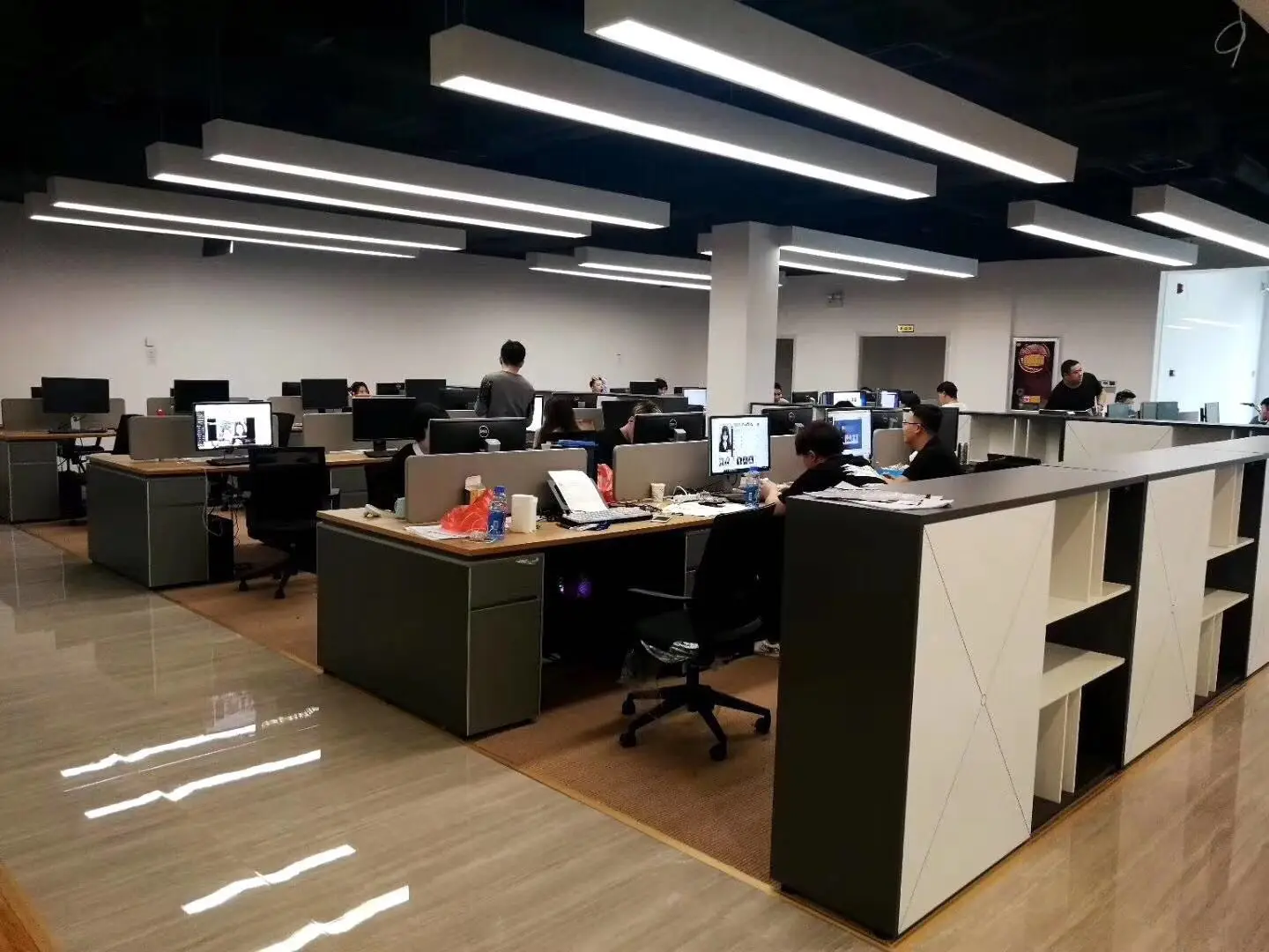 Shenzhen Chenni Electronic Technology Co., Ltd. 1