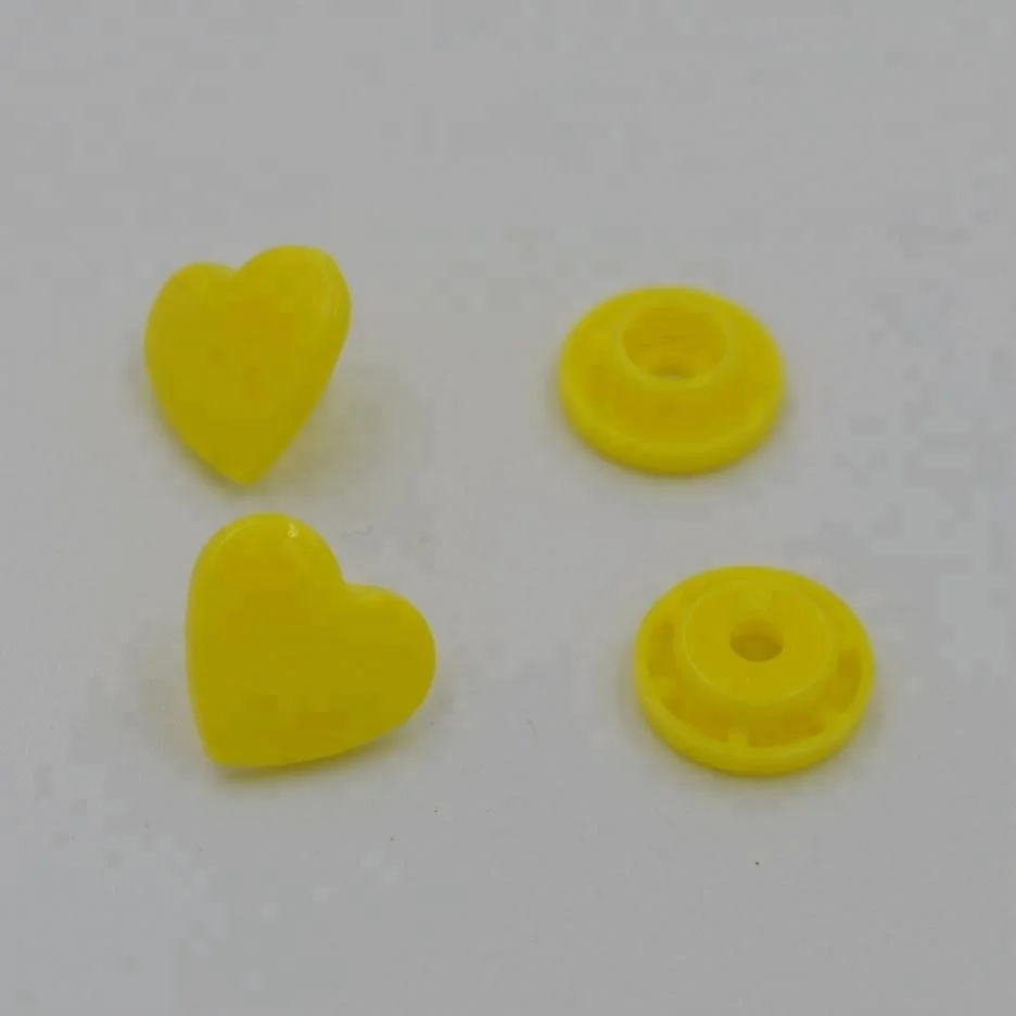 Прямая продажа с фабрики красочные пластиковые кнопки для