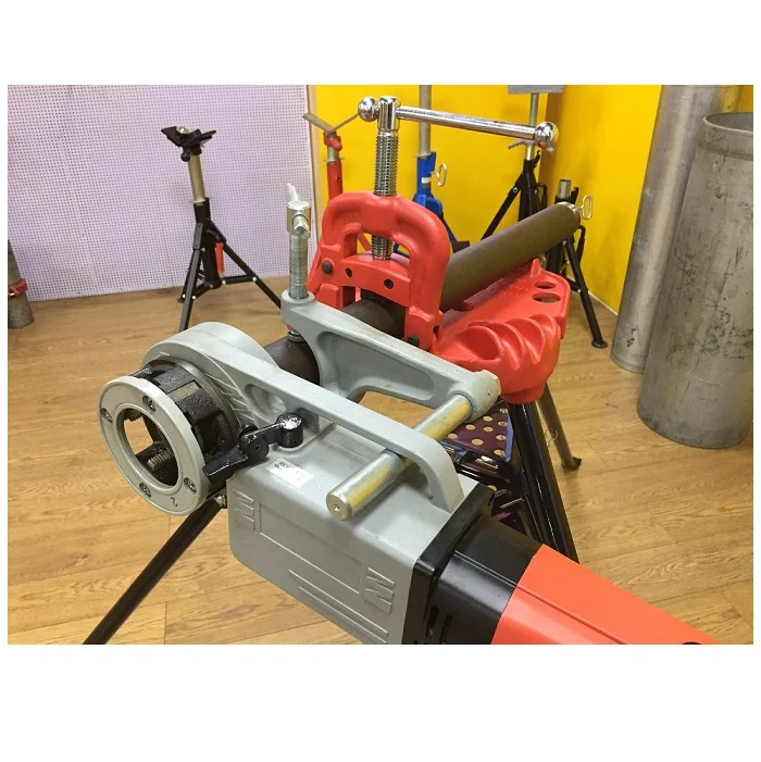 Manual Pipe Threading Machine With 