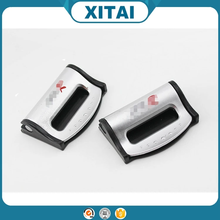 XITAI Оптовая Высокое качество Автомобилей Ремень безопасности Пробка Клип с самым лучшим ценой