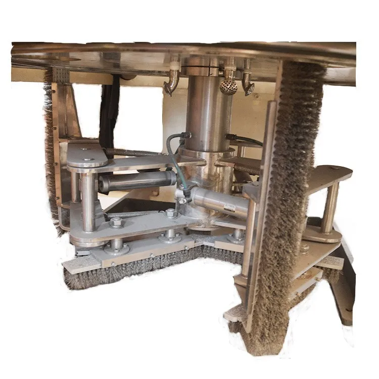 GMK Automatic Brush Adjustable Vessel Cleaning Machine