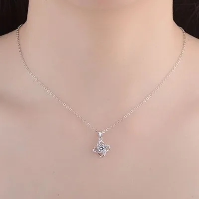 Hot Sale Women's Four Leaf Clover Necklace Silver Plating Lucky Bamboo Chain Zircon Main Alloy New Design Pendants Anniversary