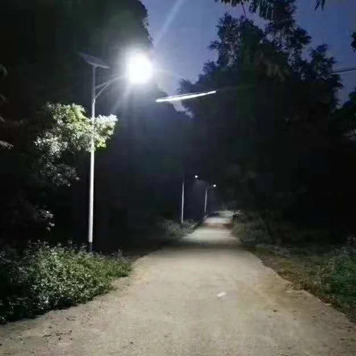 Заводская цена Проектная лампа на солнечной батарее MPPT контроллер 30 Вт-80 Вт отдельный Солнечный светодиодный уличный фонарь