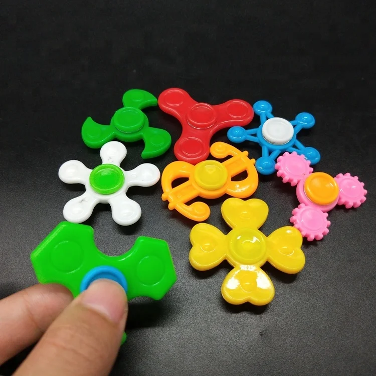 8 Design Mini Finger Plastic Hand Spinner Fidget Toy for Kids 2inch 5cm 50mm Capsule Toys
