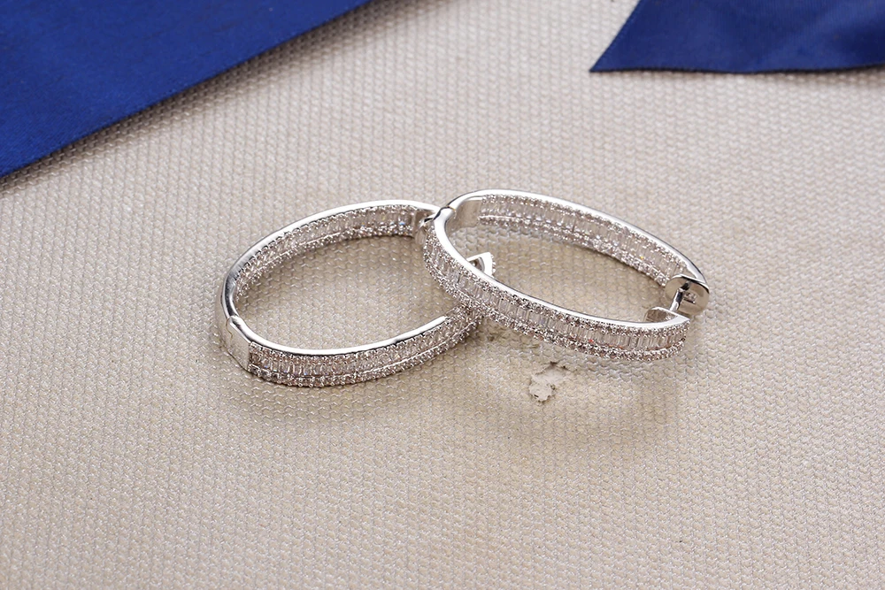 Wholesale Hollow Hoop Earrings 925 Sterling Silver Charm Huggie Earrings statement crystals CZ Hoop Earrings