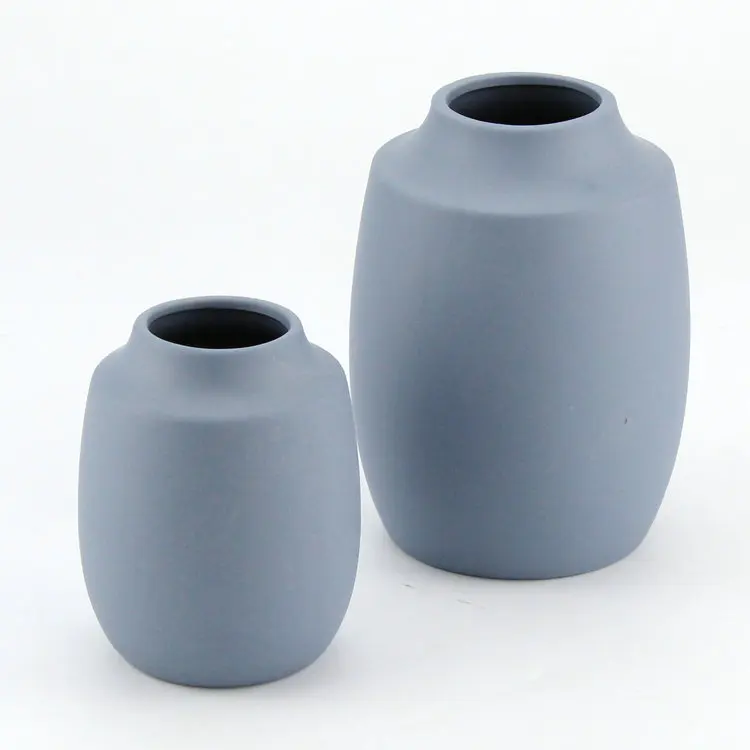 Urn Shaped Design Vases , Dark Color Clay Egyptian Vase for Funeral