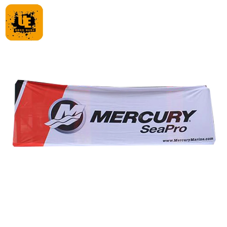 Висит ПВХ баннер, открытый забор баннер