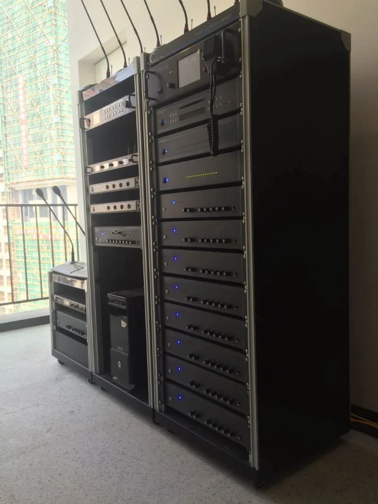 Профессиональная стойка для усилителя наружных