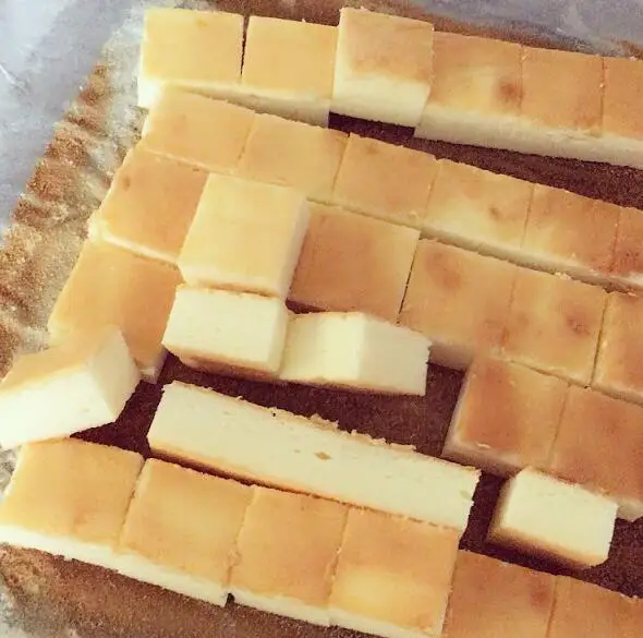 Коммерческая машина для резки тортов tiramisu/машина для резки муссовых тортов/автоматическая машина для резки сырных тортов