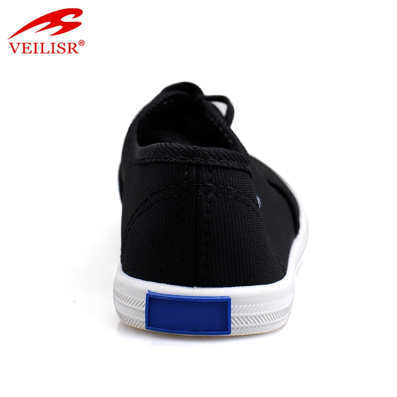 Женские спортивные кроссовки