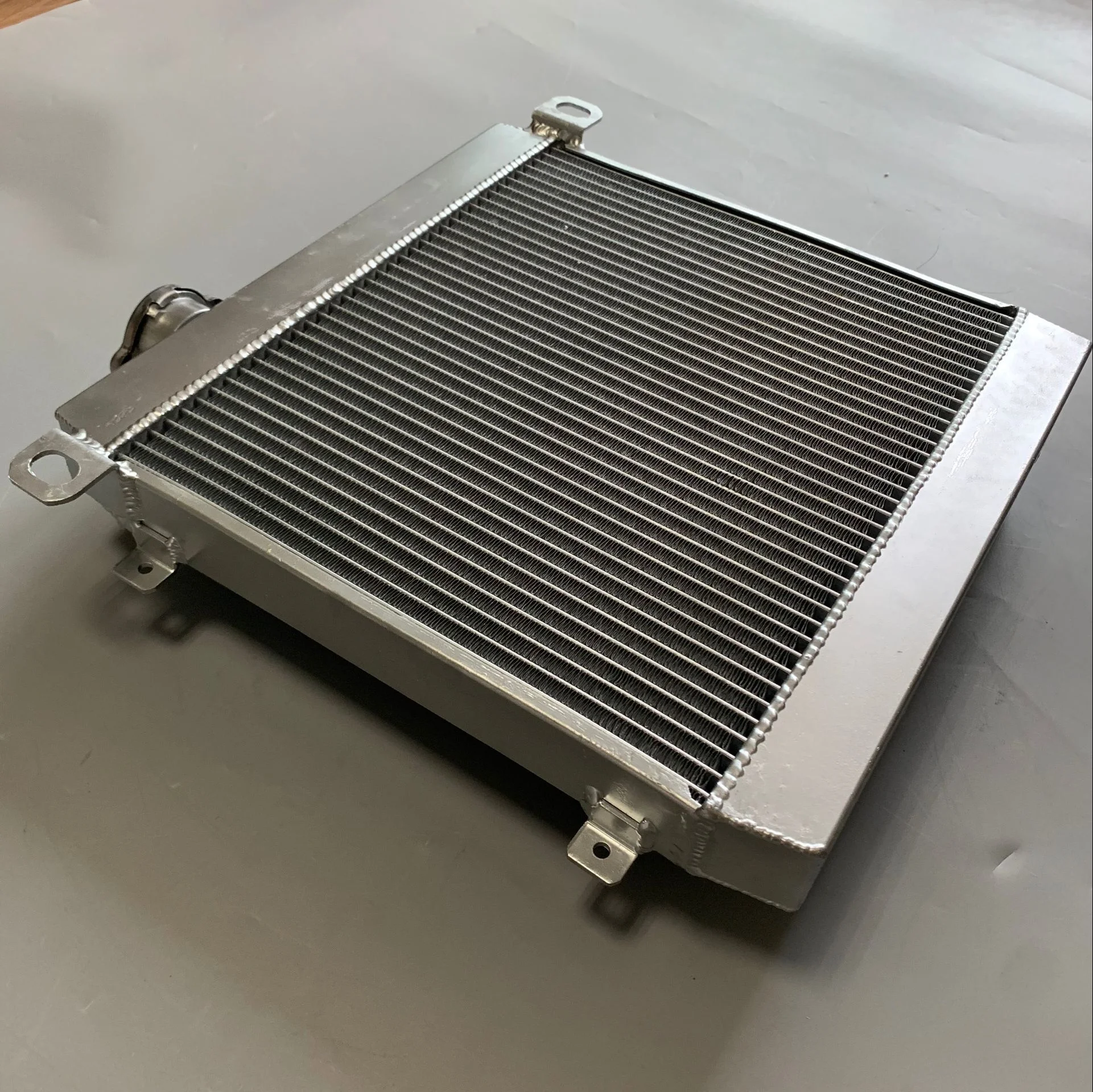 FULL ALUMINUM RACING RADIATOR for Fiat Seat 128 127 1100 1300 69-85