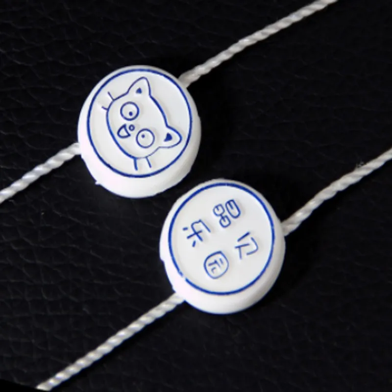Wholesale Custom Hangtag String Cord Fastener and Cord String Seal Hanging Tablet Seal Tag for Clothing