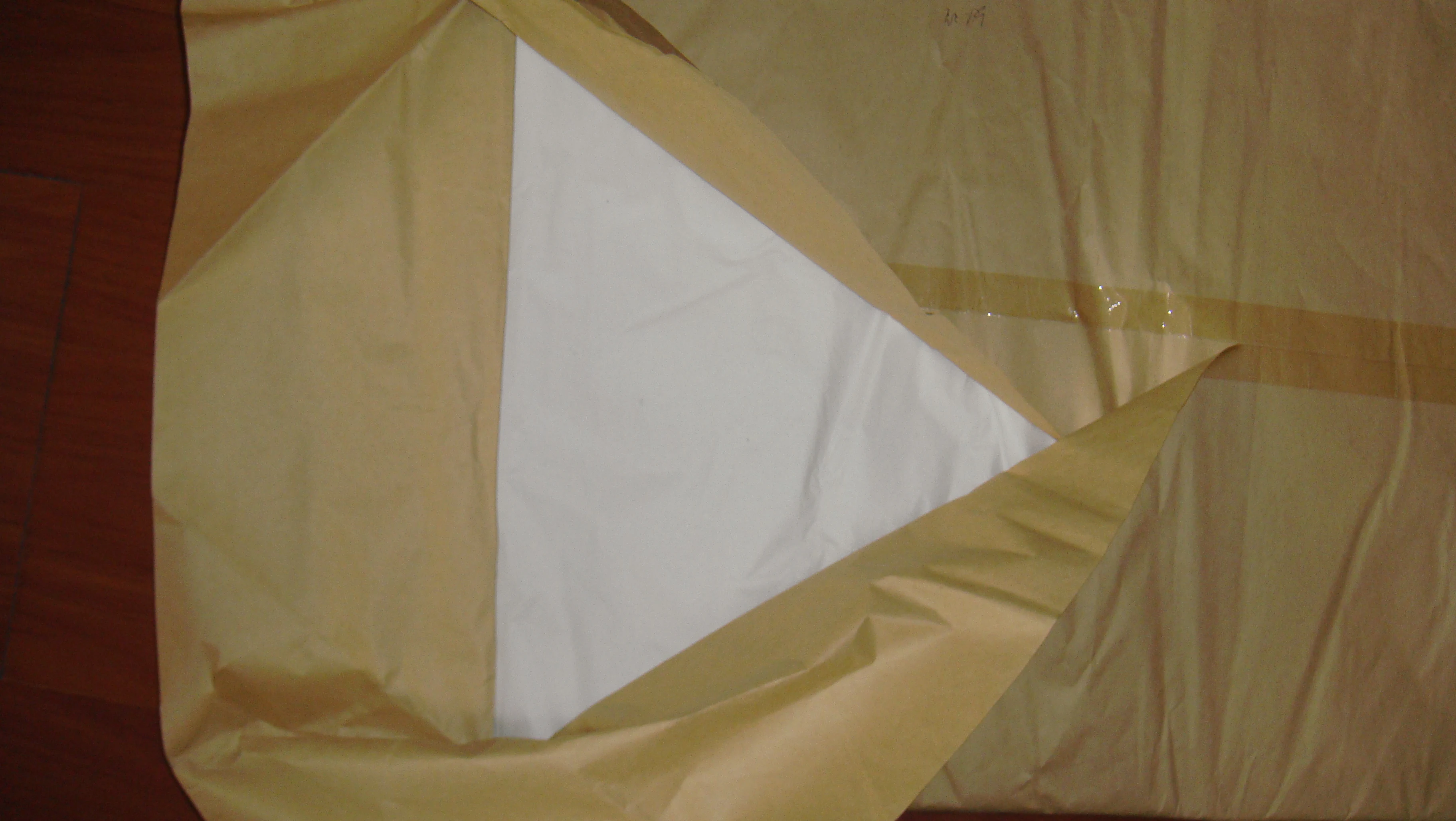 Белая сэндвич-бумага MG