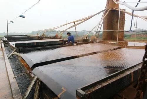JXSC Gold 2.5TPH Gravity Separator Shaking Table 1.1KW  Mining Shaking Table for Malaysia Sales