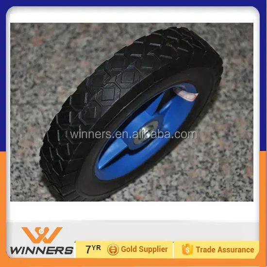 poussette jouet roues caoutchouc