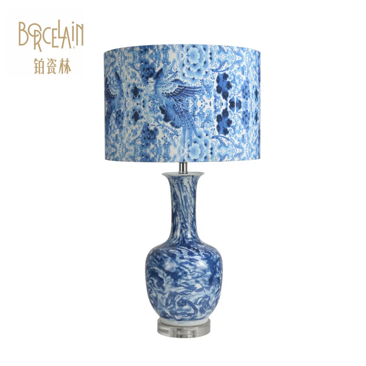 Hot products luxury modern porcelain blue and white ceramic led desk lamp for hotel