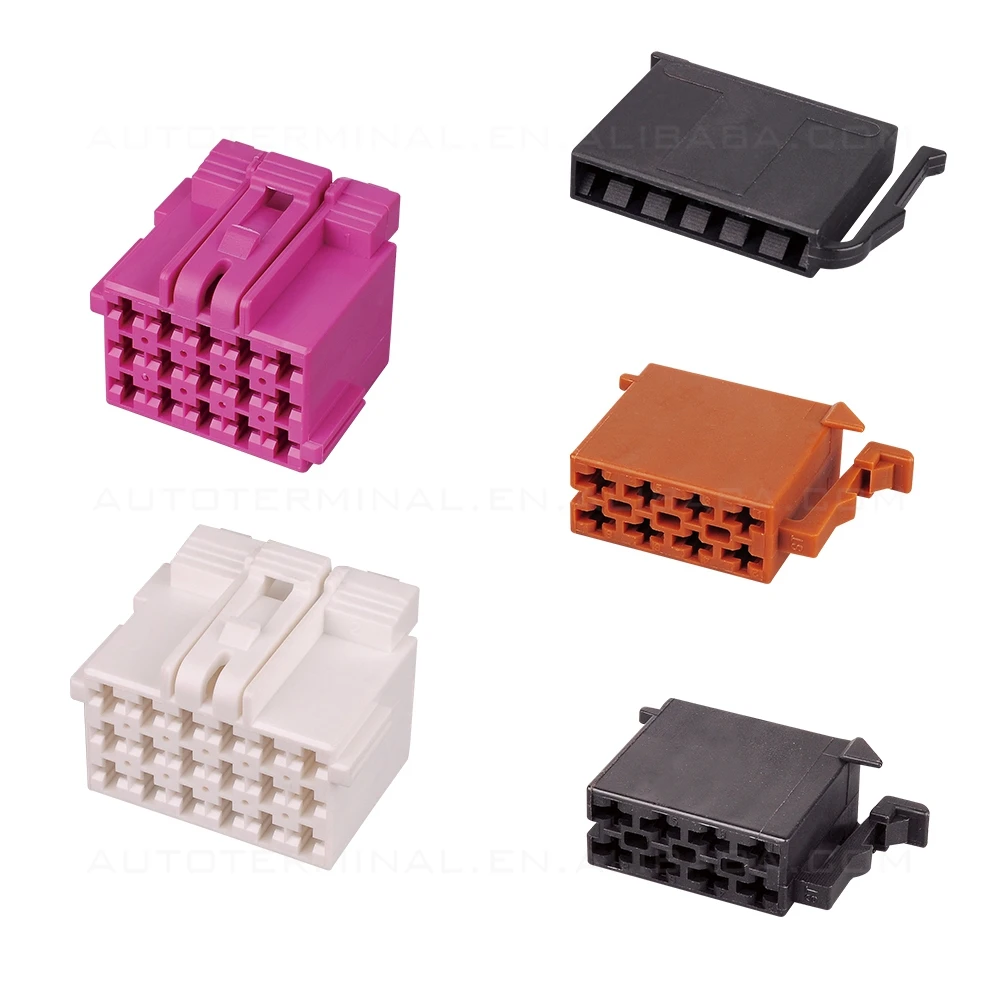 AMP 965570 7 Pin Waterproof Connector with  c ap