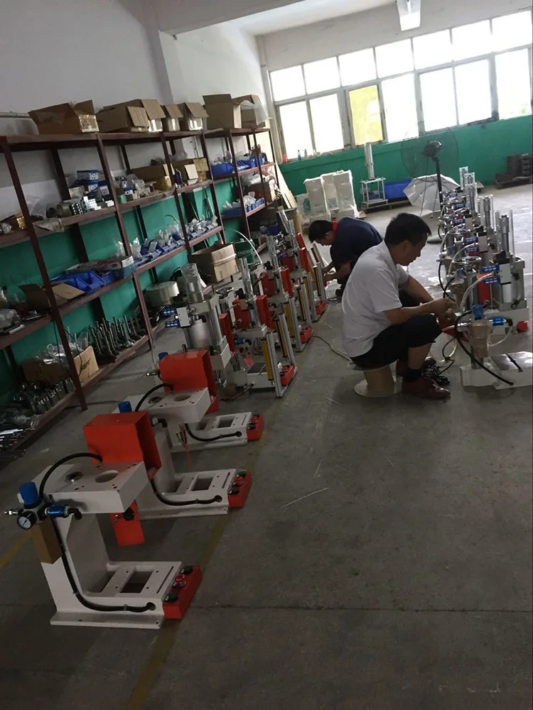 JULY Newest Small Automatic Pneumatic Eyelet Punch Machine
