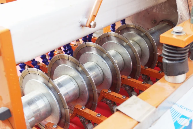 Auto-Cutting Mosaic Tile Machine with 2 Heads Multi-Disc for Ceramic Skirting Tiles Featuring Automatic Motor Component