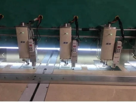 HIGH SPEED 34 HEAD CHENILLE EMBROIDERY MACHINE