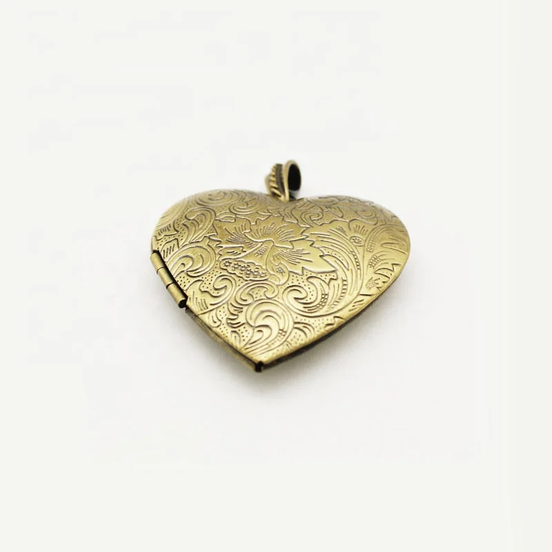 Vintage Style Heart Shape Photo Frame Memory Locket Pendant Necklace
