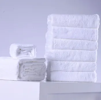  Hotel Vendome Towels