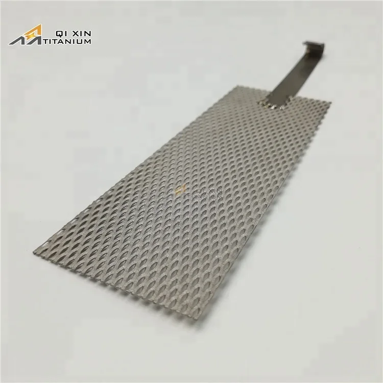 Hydrogen Fuel Cell for Car Using Platinized Titanium Electrode