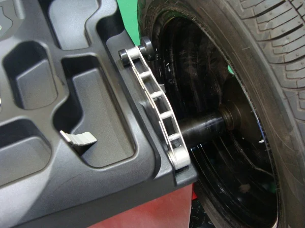 Automatic Car Used Tire Balancer for Sale for Tire Balancing IT641